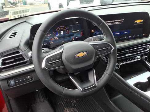 New 2026 Chevrolet Traverse LT w/ Driver Confidence Package image 6