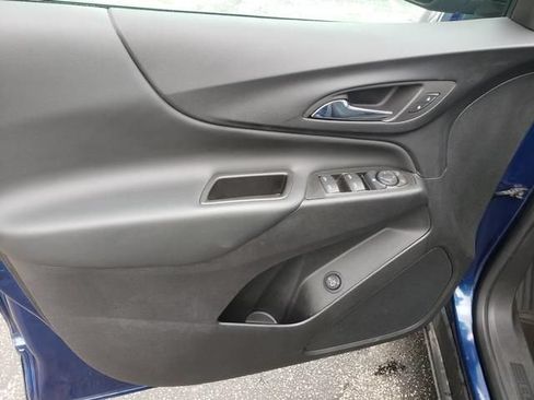Used 2022 Chevrolet Equinox LT AWD/4WD image 11