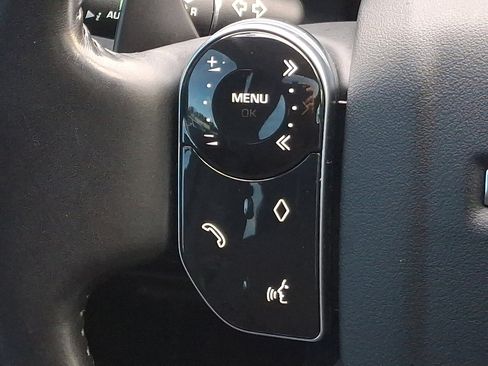 Used 2020 Land Rover Discovery HSE image 22