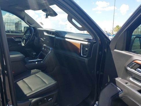 Used 2023 GMC Sierra 1500 Denali AWD/4WD image 35