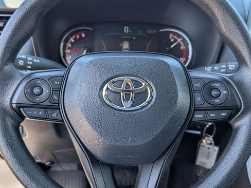 Used 2025 Toyota RAV4 LE image 18