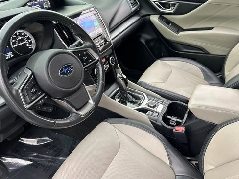 Used 2019 Subaru Forester Limited w/ Popular Package #3 image 4