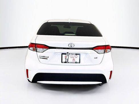 Used 2022 Toyota Corolla LE image 8
