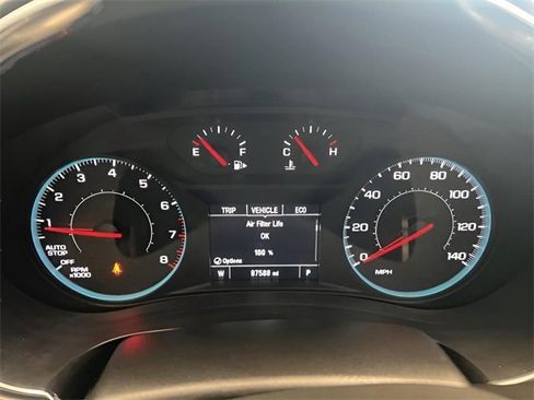 Used 2021 Chevrolet Malibu LT image 12