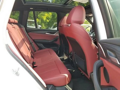 Used 2024 BMW X3 xDrive30i w/ Convenience Package AWD/4WD image 20