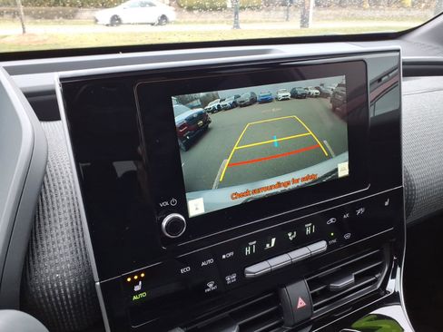 Certified 2025 Subaru Solterra Premium image 19