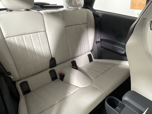 Used 2025 MINI Cooper S image 14