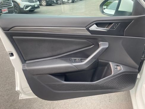 Used 2021 Volkswagen Jetta SEL FWD image 15