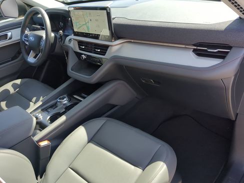 New 2025 Ford Explorer Active w/ Active Comfort Package image 45