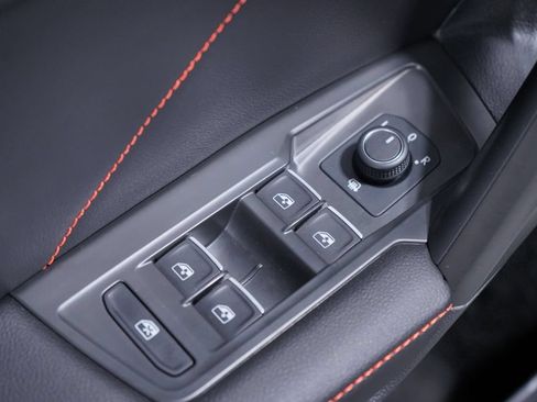 Used 2024 Volkswagen Tiguan Wolfsburg Edition AWD/4WD image 19