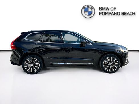 Used 2022 Volvo XC60 T8 Inscription Expression w/ Advanced Package image 8