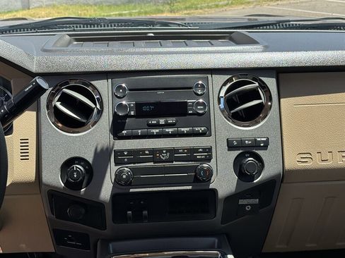 Used 2011 Ford F350 XLT w/ XLT Premium Pkg AWD/4WD image 19