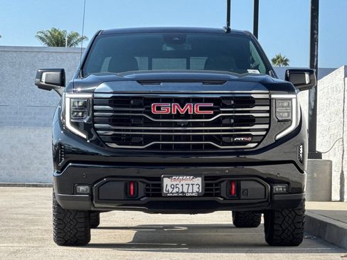 Certified 2023 GMC Sierra 1500 AT4 w/ AT4 Preferred Package AWD/4WD image 9