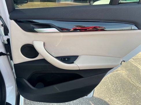 Used 2022 BMW X1 sDrive28i w/ Convenience Package image 30