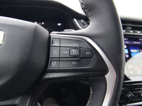 Used 2024 Jeep Grand Cherokee Altitude image 19