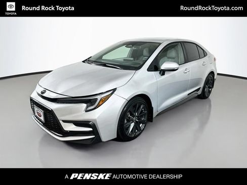Used 2026 Toyota Corolla SE FWD image 1