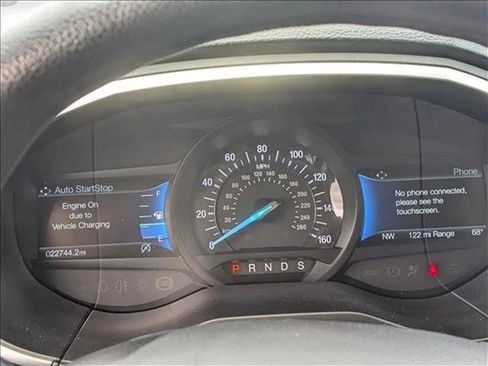 Used 2021 Ford Edge SE image 30