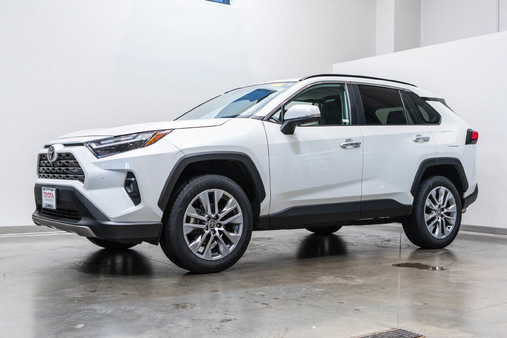Used 2023 Toyota RAV4 Limited AWD/4WD image 3