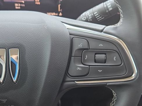 Used 2025 Buick Encore GX Preferred FWD image 28