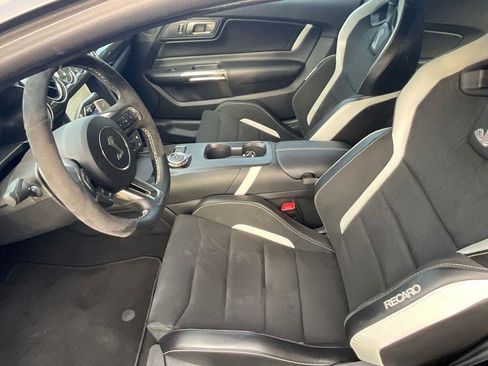 Used 2020 Ford Mustang Shelby GT500 w/ Carbon Fiber Track Pack image 12