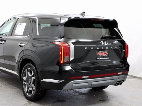 Used 2024 Hyundai Palisade Limited image 7