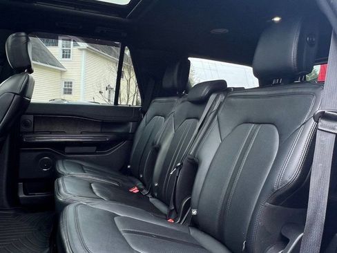 Used 2020 Ford Expedition Limited w/ Equipment Group 301A image 11