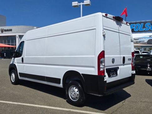 Used 2023 RAM ProMaster 2500 FWD image 6