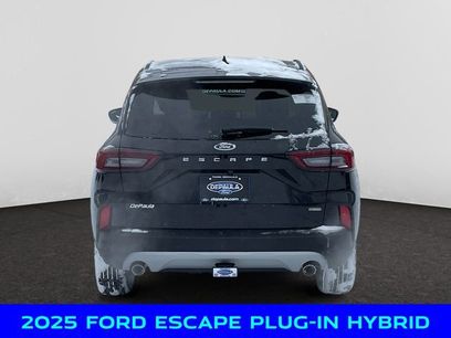 New 2025 Ford Escape SE w/ PHEV Premium Package