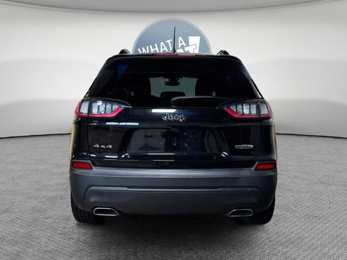 Used 2022 Jeep Cherokee Latitude Lux w/ Mopar Interior Package AWD/4WD image 5