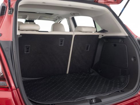 Used 2018 Buick Encore Essence w/ Experience Buick Package FWD image 41