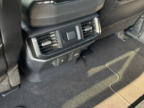 Used 2023 Ford F150 Lariat w/ Max Trailer Tow Package AWD/4WD image 15