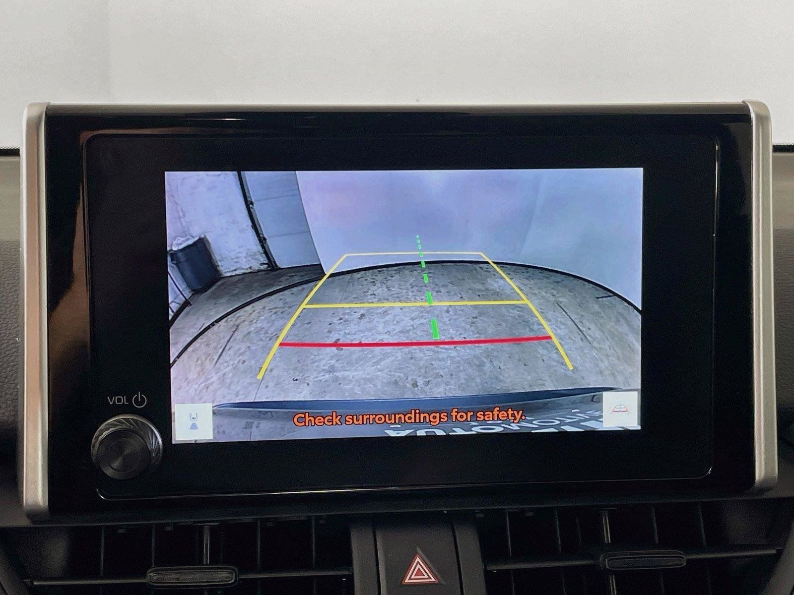 Used 2025 Toyota RAV4 LE AWD/4WD image 6