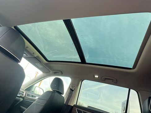 New 2026 Volkswagen Atlas SEL Premium R-Line image 32