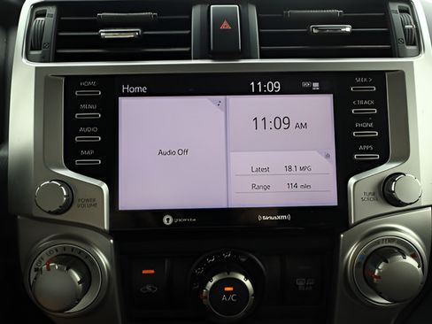 Used 2021 Toyota 4Runner SR5 AWD/4WD image 31