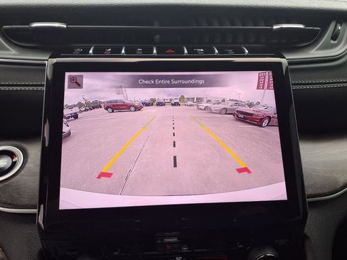Used 2025 Jeep Grand Cherokee L Limited RWD image 20