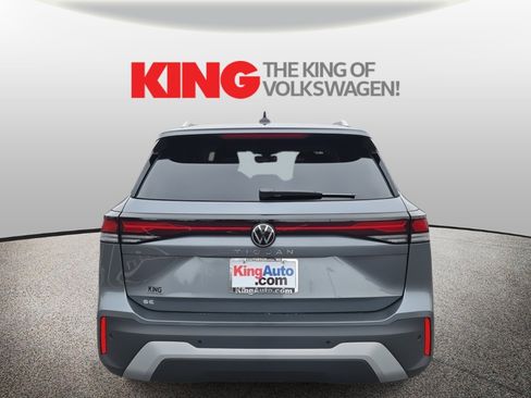 New 2026 Volkswagen Tiguan SE image 4