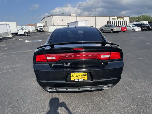 Used 2013 Dodge Charger SXT RWD image 7