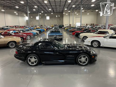 Used 1994 Dodge Viper RT/10 image 17