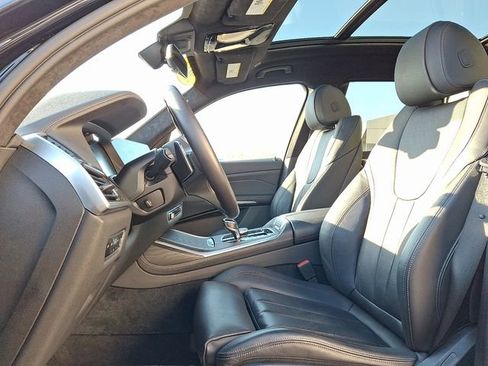 Used 2022 BMW X7 xDrive40i w/ M Sport Package image 13