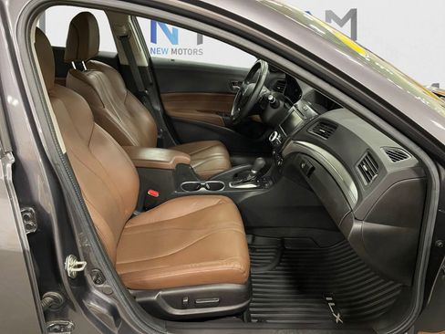 Used 2019 Acura ILX w/ Technology Package image 15