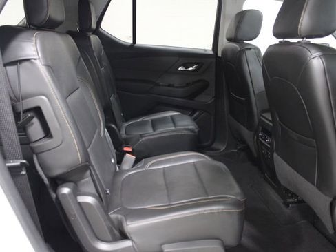 Used 2018 Chevrolet Traverse Premier AWD/4WD image 30