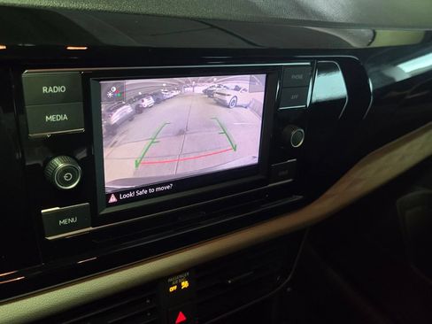 Certified 2023 Volkswagen Taos S FWD image 18