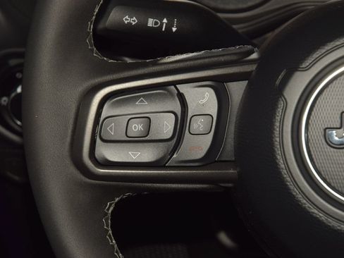 Used 2026 Jeep Wrangler Unlimited Rubicon AWD/4WD image 46
