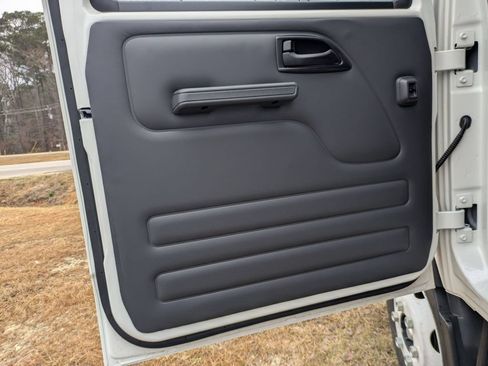 New 2026 Chevrolet Low Cab Forward RWD image 17