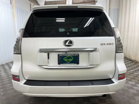 Used 2020 Lexus GX 460 Luxury w/ Accessory Package AWD/4WD image 27