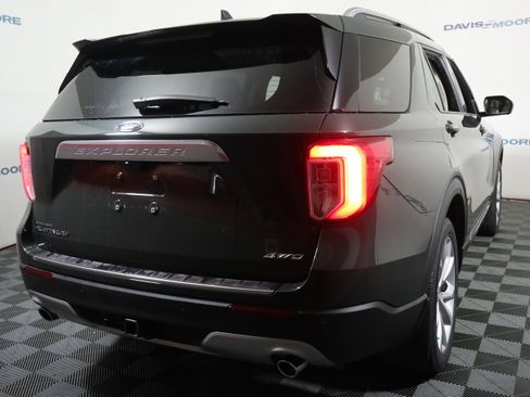 Used 2022 Ford Explorer Platinum w/ Technology Package image 6