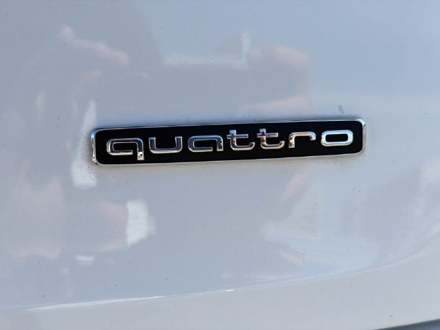 Used 2024 Audi Q5 2.0T Premium AWD/4WD image 11