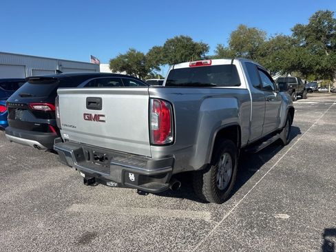 Used 2020 GMC Canyon W/T RWD image 2