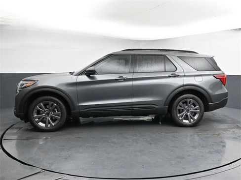 New 2026 Ford Explorer Active w/ Active Comfort Package image 9