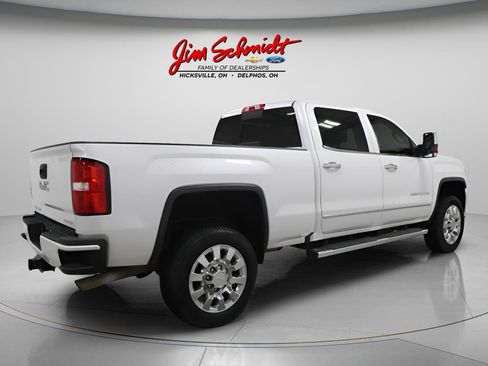 Used 2018 GMC Sierra 2500 Denali AWD/4WD image 5